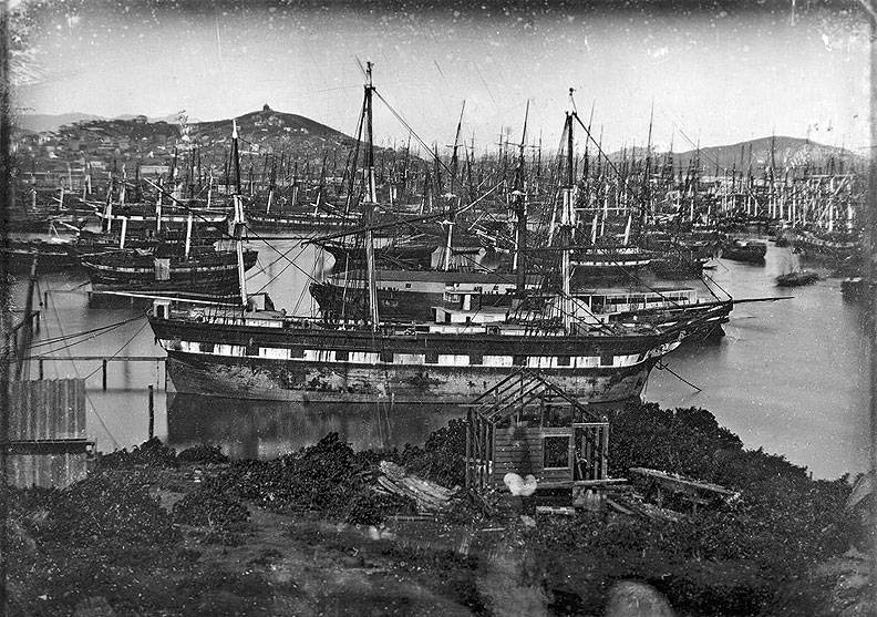 1852-William-Shew-daguerreotype-of-ships-in-YB-cove.jpg