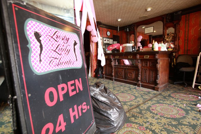 Lusty-Lady-Theater-1033-Kearny-Street-San-Francisco-September-2-2013-open-24-hours-sign-folded-up-and-retired-after-business-closed-Kevin Warnock.jpeg