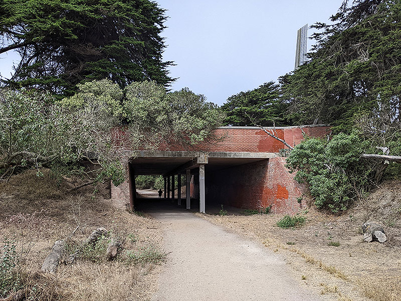 Ggp old-rr-tunnel-west-end 20220816 220239472.MP.jpg