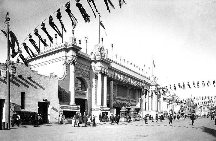 Panama-Canal-pavilion.jpg