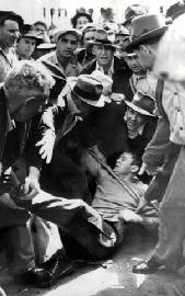 File:Labor1$1938-strike-violence--2.jpg