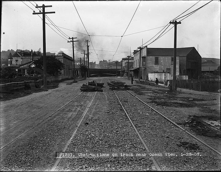 Obstructions-on-Track-Near-Ocean-View-During-Strike -May-28-1907 U01281.jpg