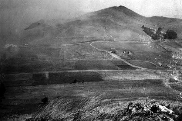 File:Twin-peaks-1903.jpg