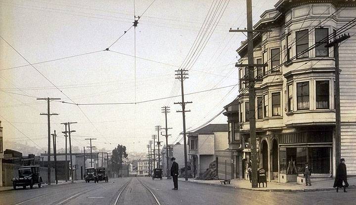 North-on-Mission-from-Highland-Ave.-Oct-12-1922.jpg