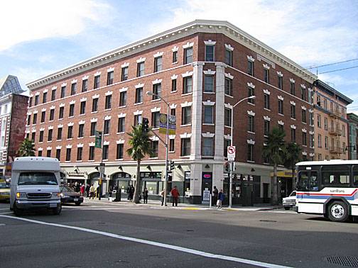 File:Bayanihan-house-former-delta-hotel 0244.jpg