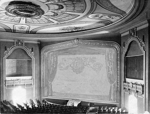 Avenue-Theater-interior-1928-maybe-AAA-8569.jpg