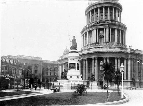 Pioneer-monument-betw-1897-and--06-AAA-4780-cropped.jpg