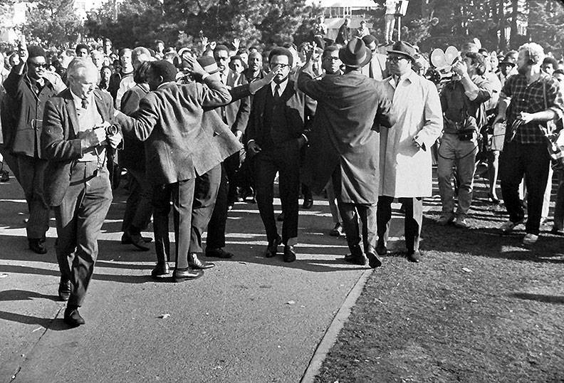 File:Sfsu-strike-BSU-march-on-quad-w-press-and-crowd drescher.jpg