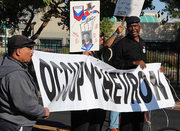 File:2012 protest against Chevron.jpg