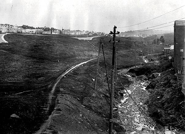 File:Excelvis$alemany-boulevard-1910.jpg