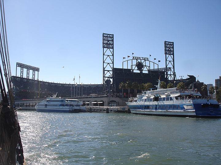 Ferries-at-ballpark-4642.jpg