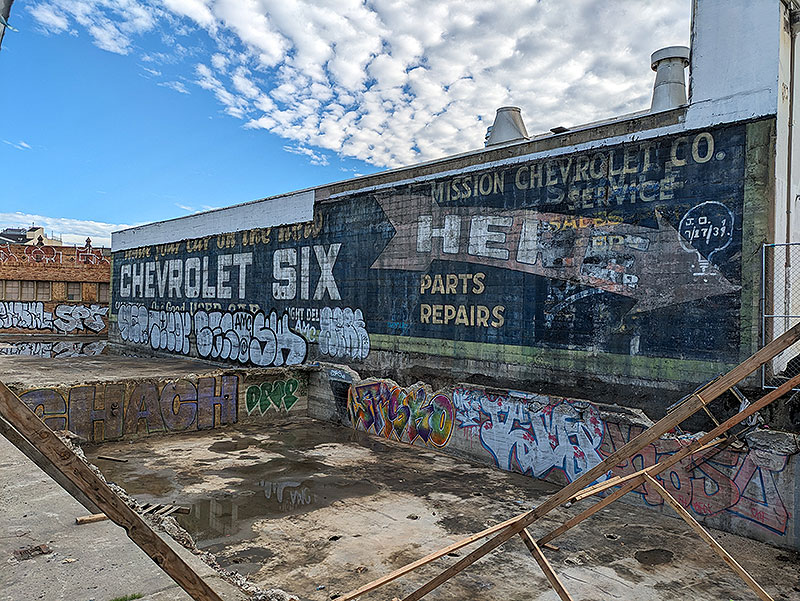 Chevrolet-six-old-sign-w-1939-graffiti 20240128 215622363.jpg