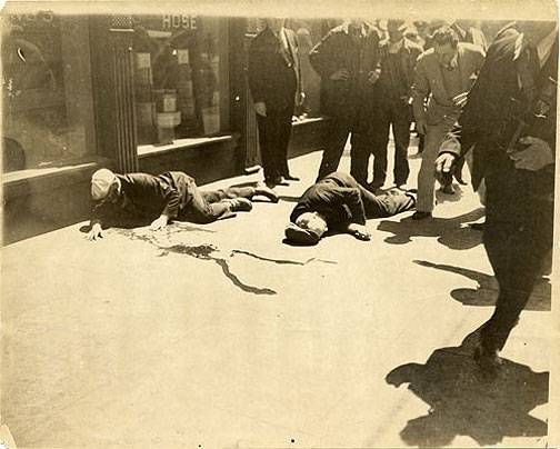 Howard-Sperry-and-Gene-Olson,-shot-by-police-on-Mission-Street-during-longshoremen-s-strike-July-5-1934-AAD-5199.jpg