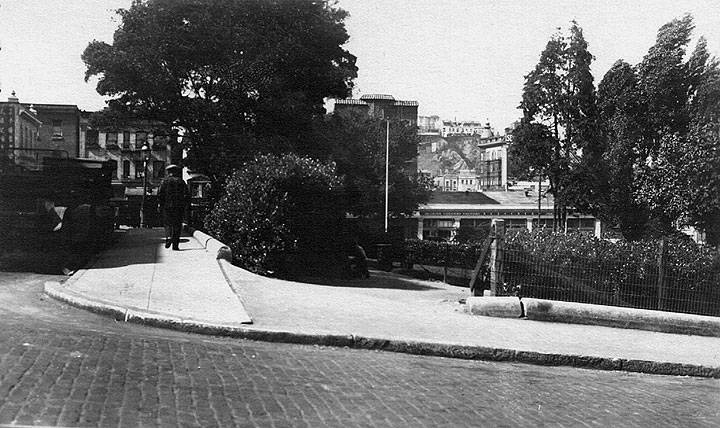 File:Portsmouth-Square-looking-north-ne-c1950s-courtesy-Jimmie-Shein.jpg