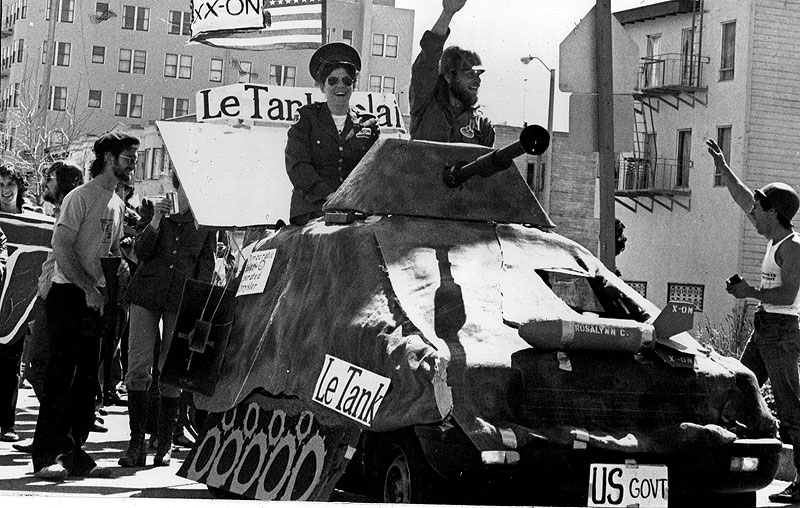 File:Le-Tank-Solaire-1980.jpg