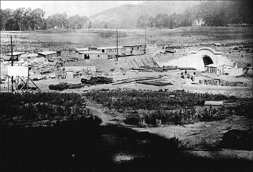 File:West-portal-tunnel-under-construction-1917.jpg