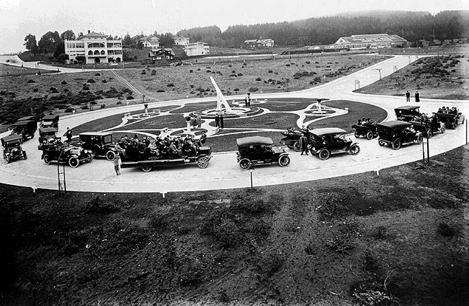 Sundial-after-racetrack-w-cars.jpg