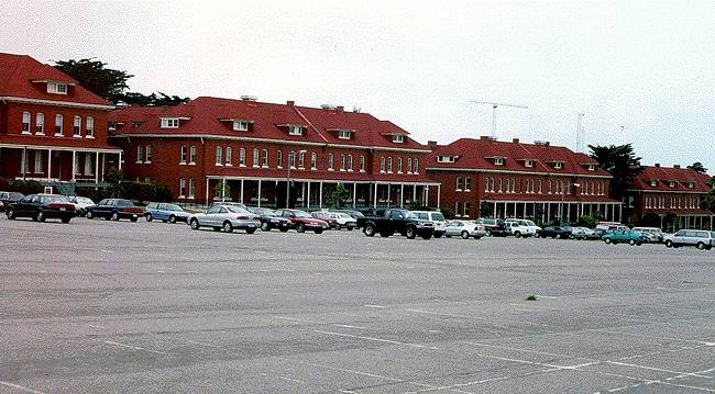 File:Presidio$parade-grounds-1996.jpg