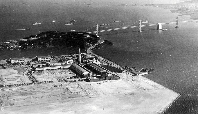 File:Outofsf$treasure-island-1938.jpg