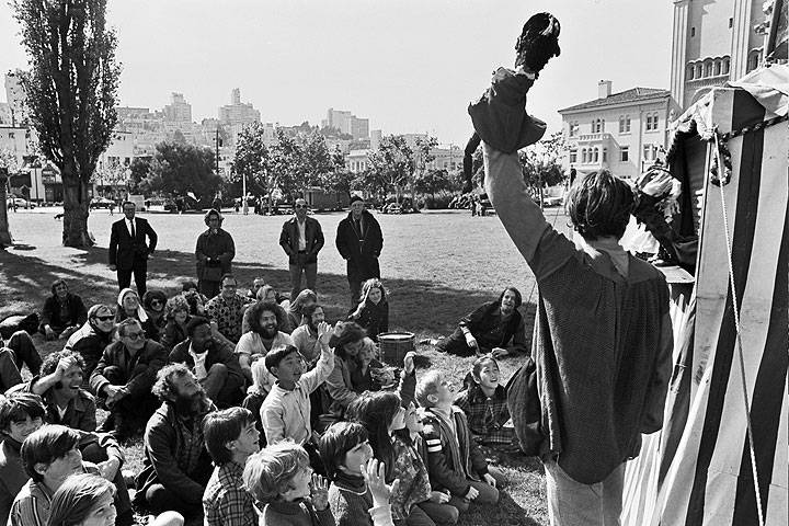 File:Free-city-puppets-Washington-Square-upraised 0608 Chuck-Gould.jpg