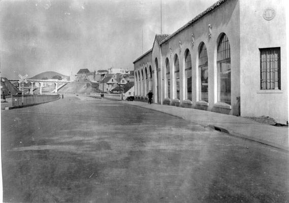 Bernal Cut looking from Rousseau street April 1930 AAA-9905.jpg