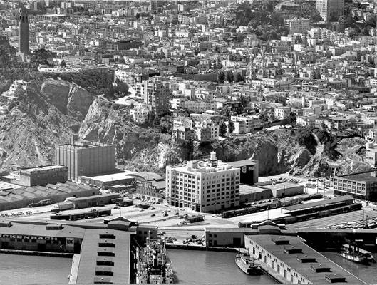 Aug 30 1949 tel hill and north beach near pier 29 AAC-1419.jpg