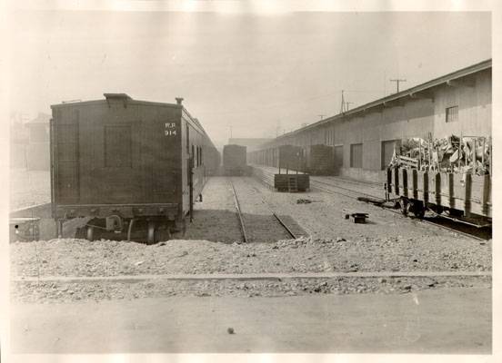 Western Pacific railroad yards 7th and Brannan 1929 AAC-8270.jpg