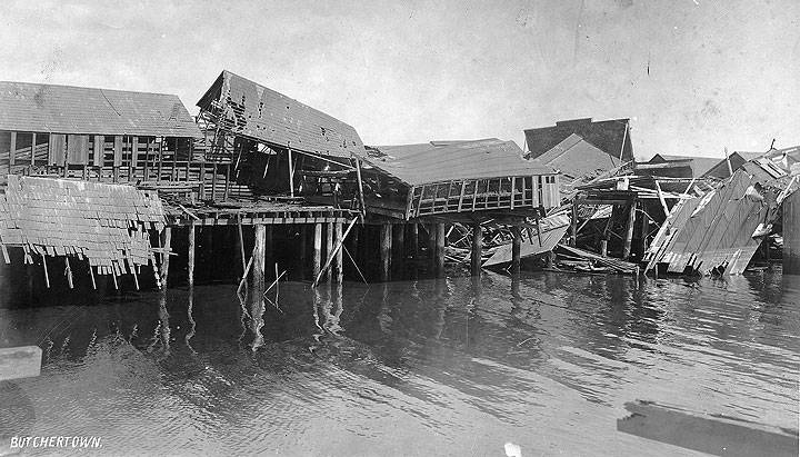 File:Ruined-buildings-in-Butchertown-falling-into-the-Bay-after-the-1906-earthquake-AAC-2858 .jpg