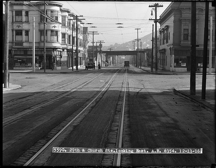 29th-Street-and-Church-Street-Looking-East December-13-1916 U05590.jpg