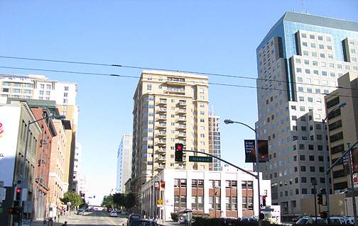 File:Condos-on-2nd-street 0920.jpg