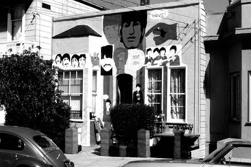 File:Beatles House 1978 440452403 45390d2276.jpg