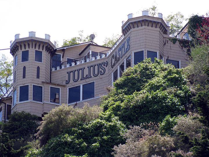 File:Julius-Castle 0050.jpg