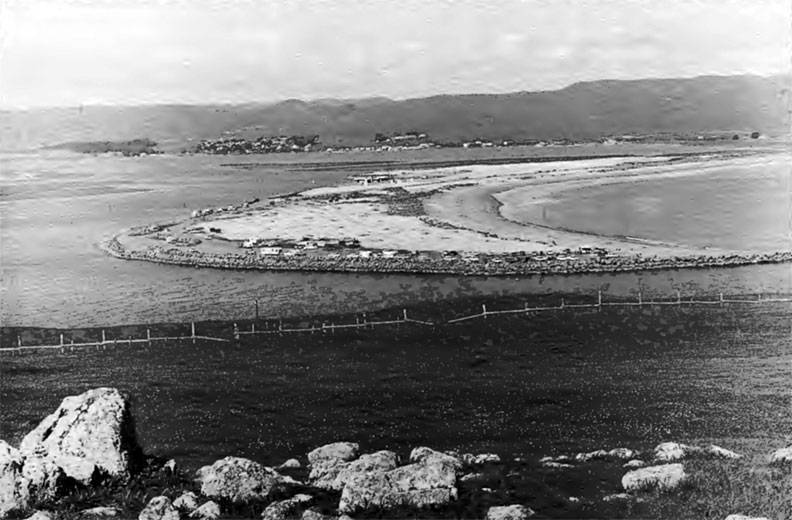 File:Battle-for-Bodega-Bay-Bodega-Head-1960.jpg