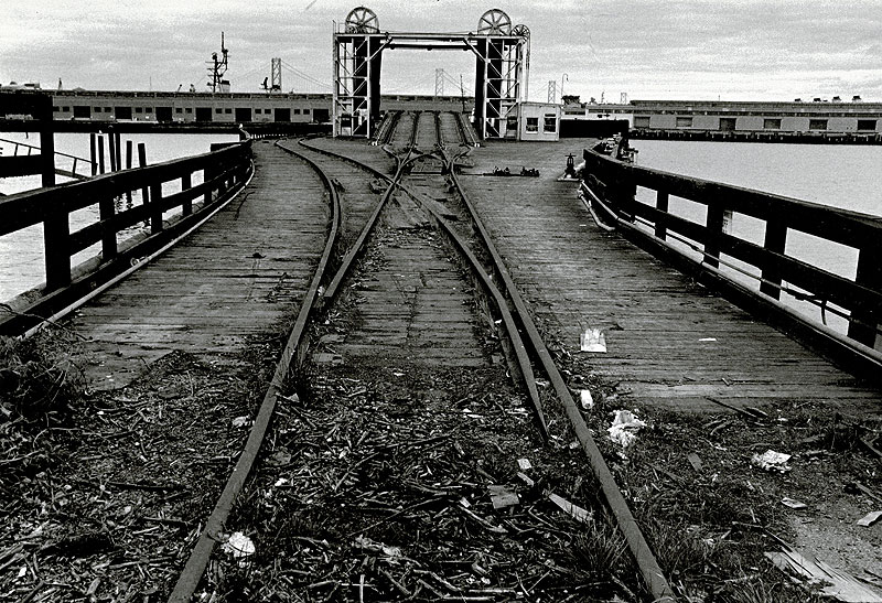 File:Santa-Fe-railroad-dock-Pier-52.jpg