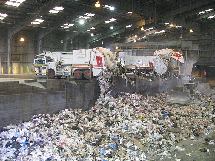 Trucks-dumping-at-transfer-station 6818.jpg