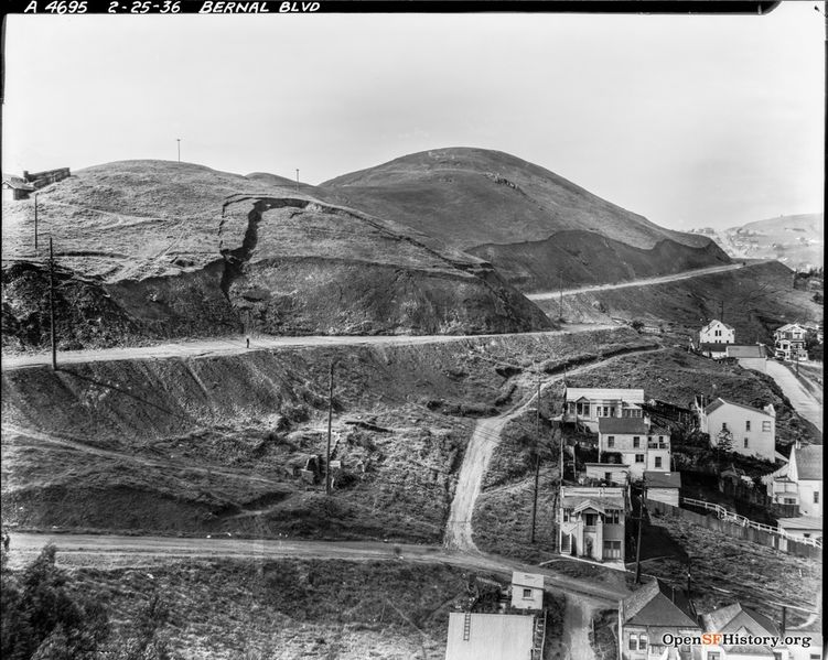 File:Feb 25 1936 Looking west towards intersection of Alabama and Waltham, landslide on north side of hill. DPW A4695 wnp26.152.jpg