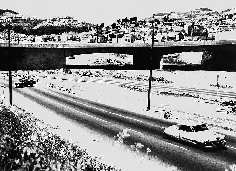 File:I-280-under-construction-at-Mission-overpass-c1965.jpg