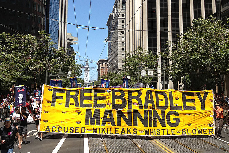 File:Free bradley manning 2247.jpg