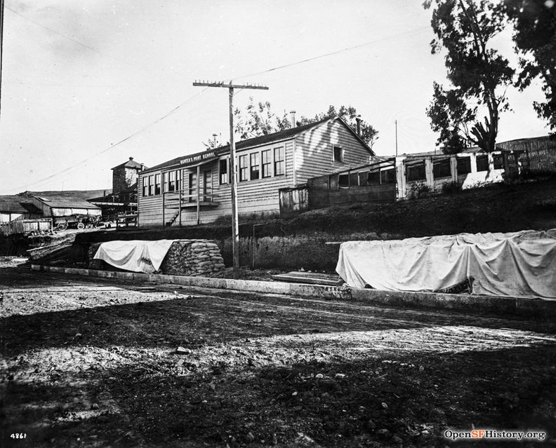 Hunters Point School 901 Innes dpwbook21 dpw4861 Sept 19 1917 wnp36.01760.jpg