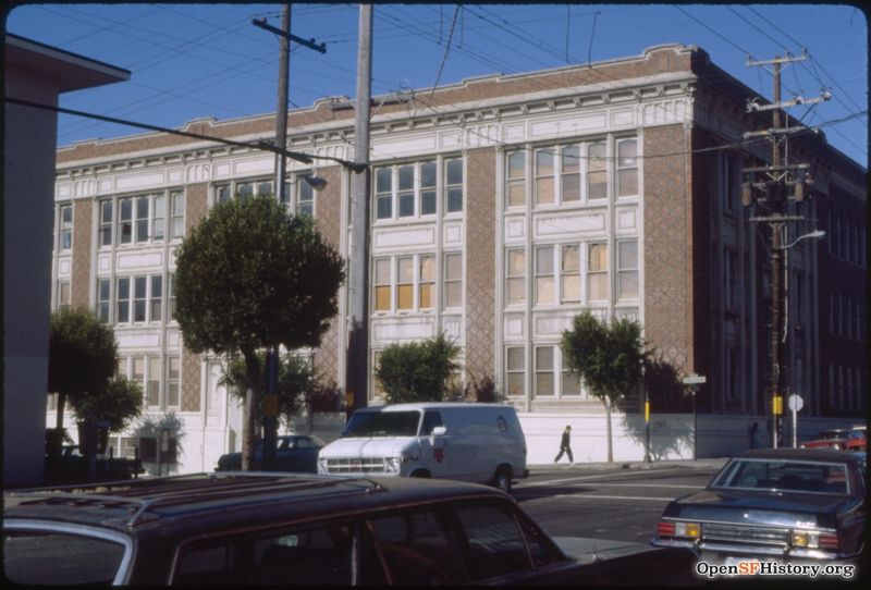 File:Cogswell College, 3000 Folsom St., During demolition, Cogswell College, Folsom and 26th St wnp32.3387.jpg