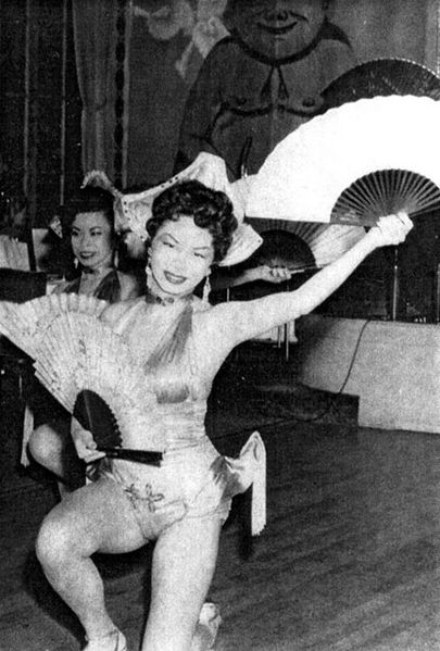 File:Pat-Chin-at-Skyroom-1950s.jpg