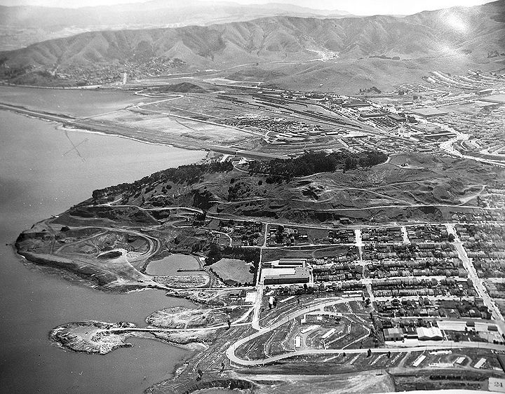 Bayview-Hill-and-surroundings-from-air-1957 3003.jpg