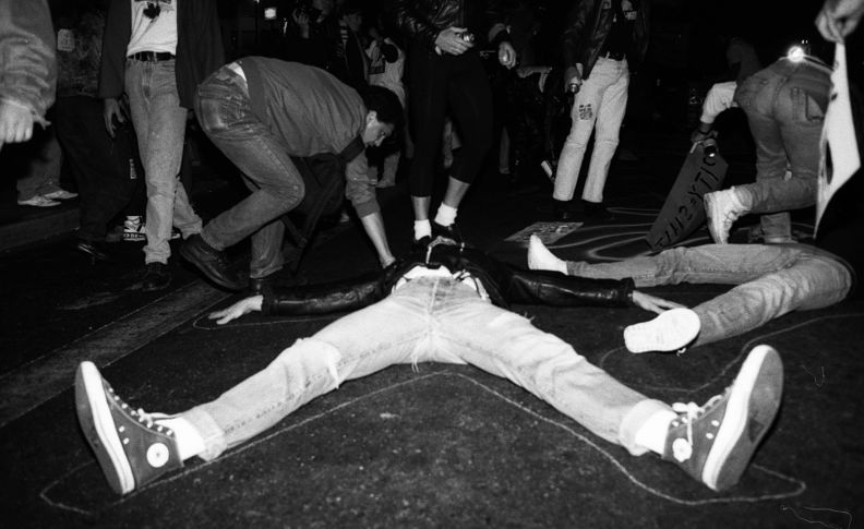 Castro sweep die-in 10-6-89.jpg