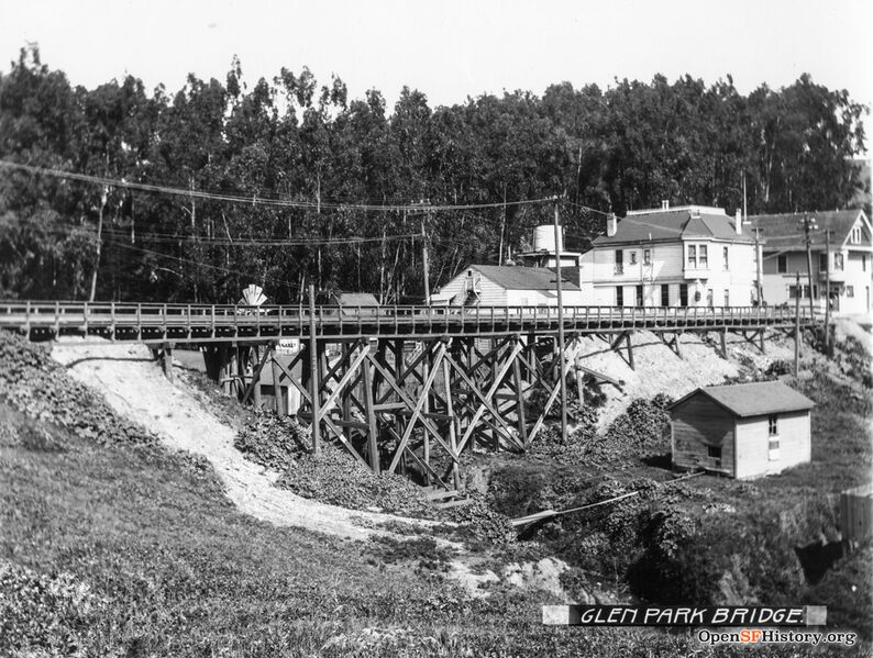 File:Diamond and Bosworth trestle over creek April 17 1905 seen from Bosworth St looking north.701 Chenery St and 2798 Diamond St. Grove opensfhistory wnp27.5392.jpg