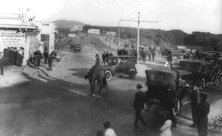 Sfsuingl$opening-sloat-blvd-1919.jpg