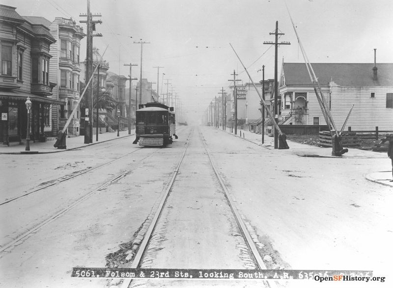 Feb 2 1916 View South on Folsom Street at 23rd Street, Southern Pacific Railroad crossing and United Railroads streetcar 1350 (U05061) Line 36 - 1350-36-01 NB Folsom at 23rd 2 Feb 1916 URR 5061 wnp5.50336.jpg