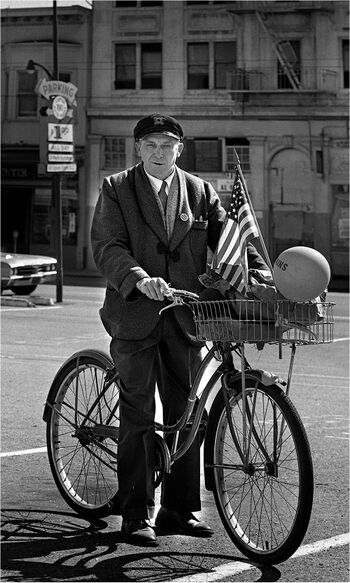 Ted-Kurihara-bike-messenger-1968 0732-m-003-copy.jpg