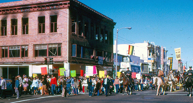 File:Anti-BART-demo-21st-and-Mission-closeup.jpg