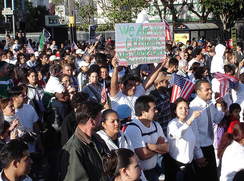 File:Apr-10-2006-we-are-not-criminals 2302.jpg