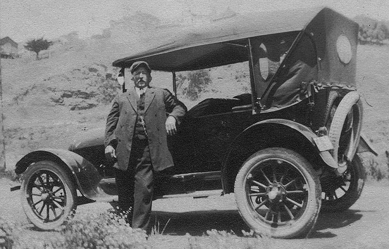 File:1928-Hagen-and-Overland.jpg